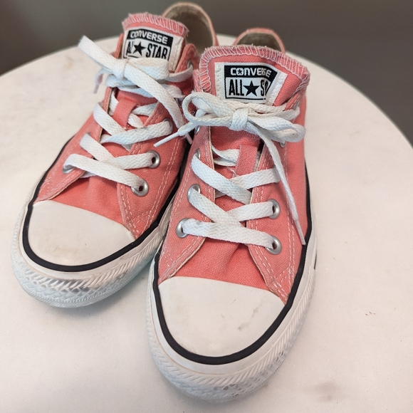 Converse Pink Low top Canvass W6 M4 - Picture 5 of 5